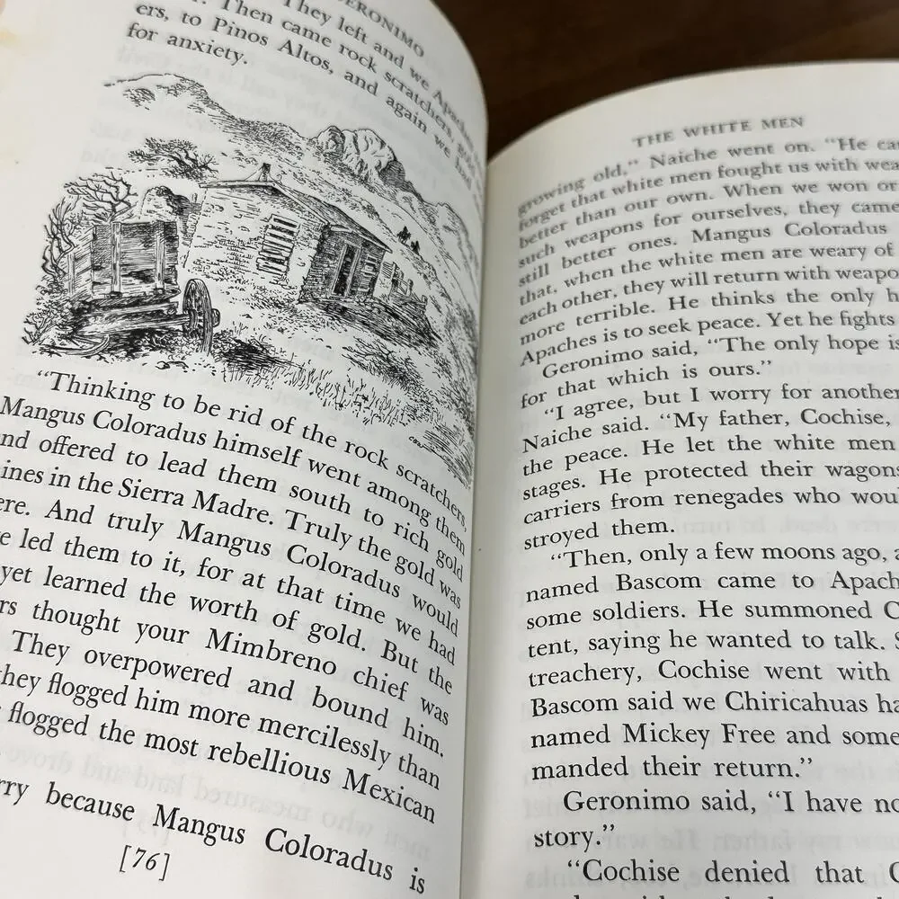The Story of Geronimo by Jim Kjelgaard 1958 Grosset & Dunlap Signature Book HC